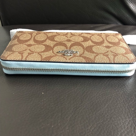 Coach Long Zip Around Wallet - Picture 2 of 4